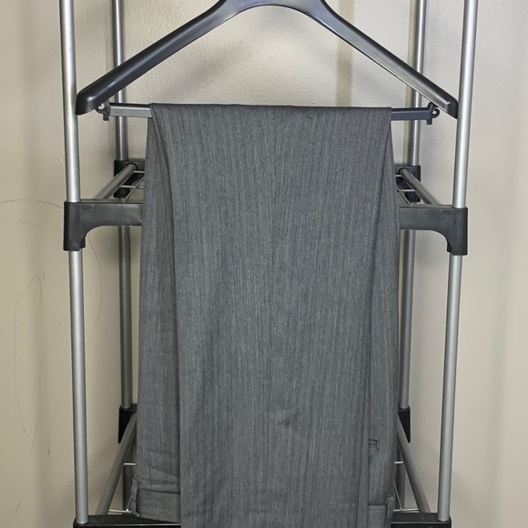 Jos. A. Banks signature wool suit - Picture 3 of 5